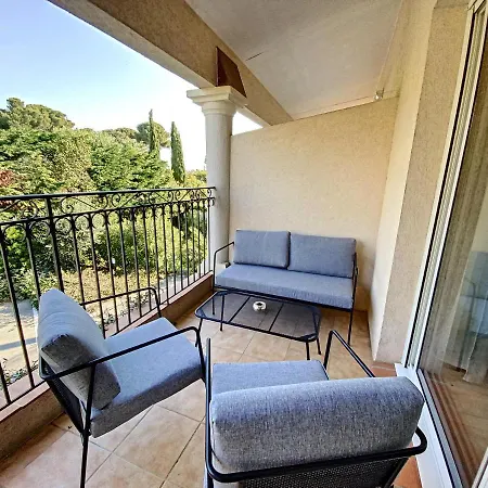 2 Pieces Au Coeur Du Cap D'antibes