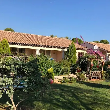 2 Pieces Au Coeur Du Cap D'antibes *