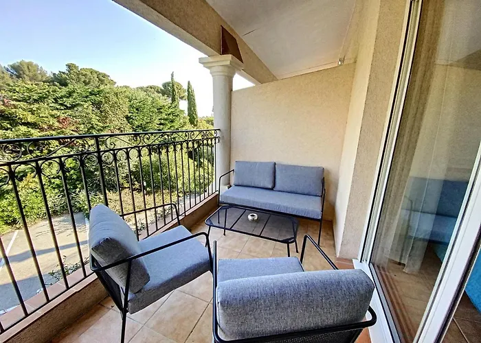 2 Pieces Au Coeur Du Cap D'antibes